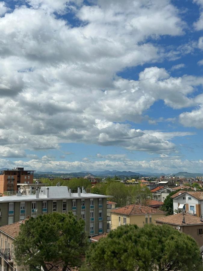 Albergo B&B Serafini Ріміні Екстер'єр фото