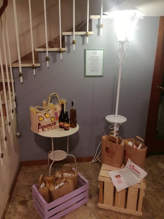 Albergo B&B Serafini Ріміні Екстер'єр фото